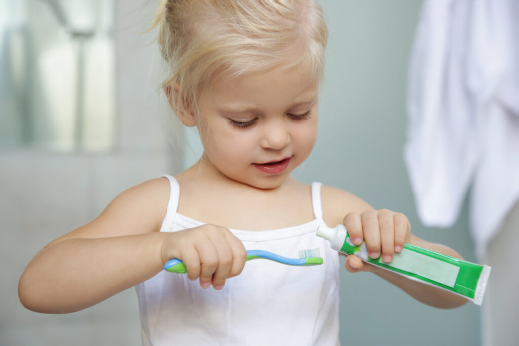 come scegliere lo spazzolino per bambini